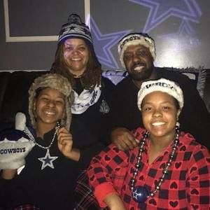 Meet your Posher, Cynthia